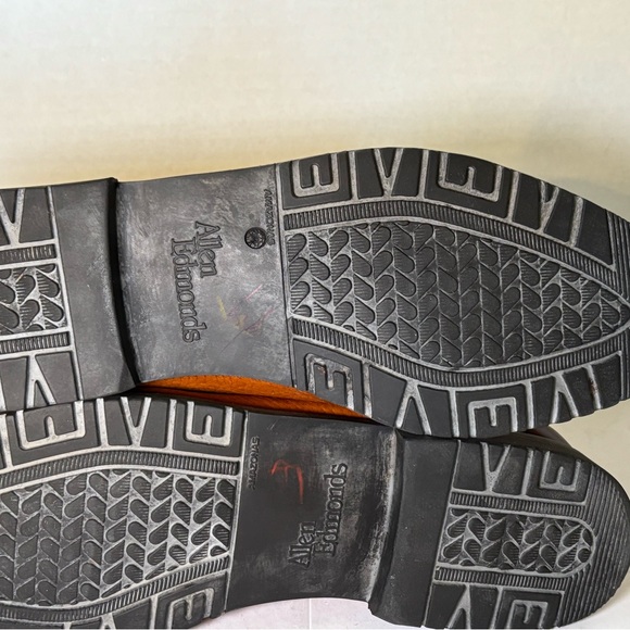 Allen Edmonds Nassau Tasseled loafers size 11.5 - Picture 2 of 4